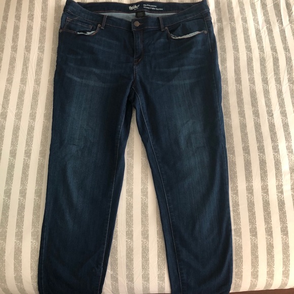 Jeans - Picture 2 of 2